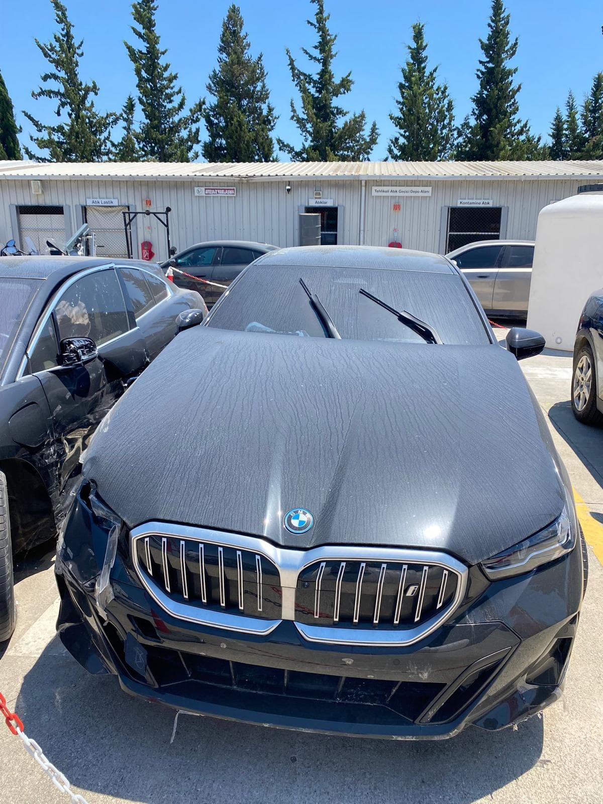 BMW 5 Serisi · Ön hasarlı