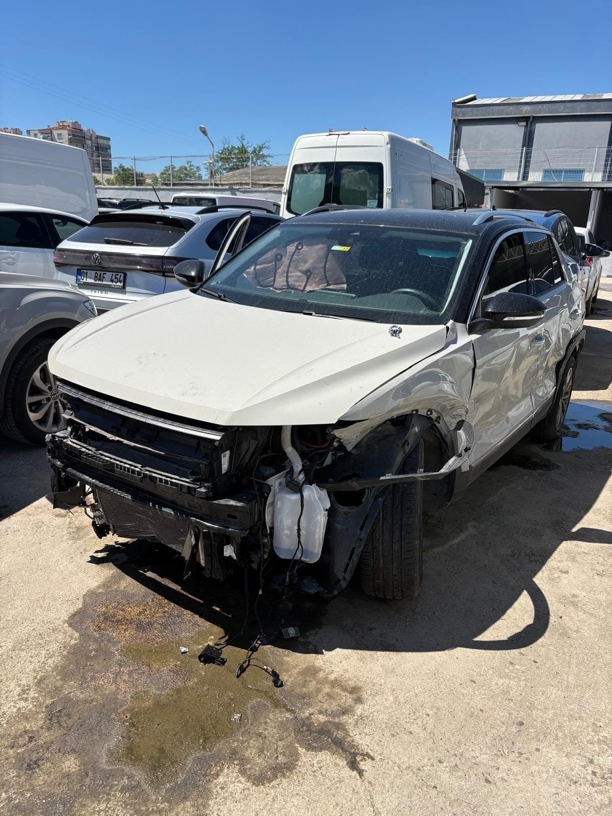 Volkswagen · Ön hasarlı